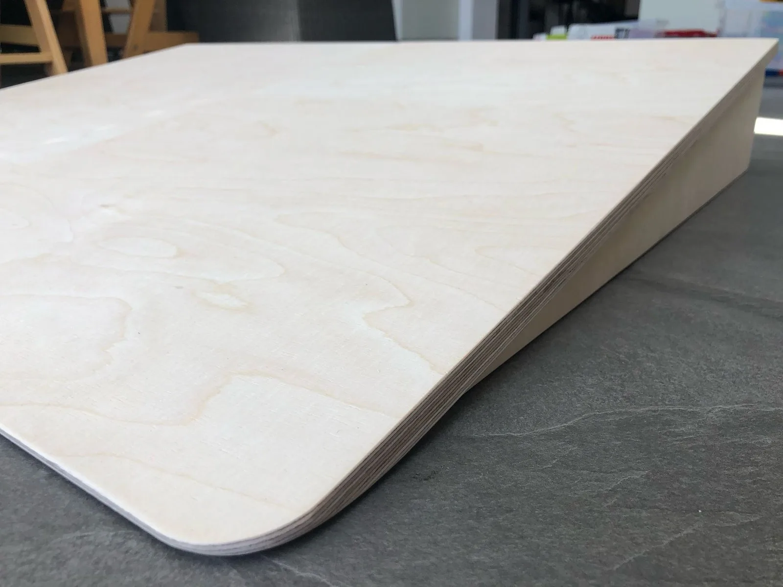 Rollstuhlrampe aus Holz als Stufenrampe vor Haustür - Stufe - Balkon - Terrasse - Gartenhaus - barrierefrei bis 20 cm