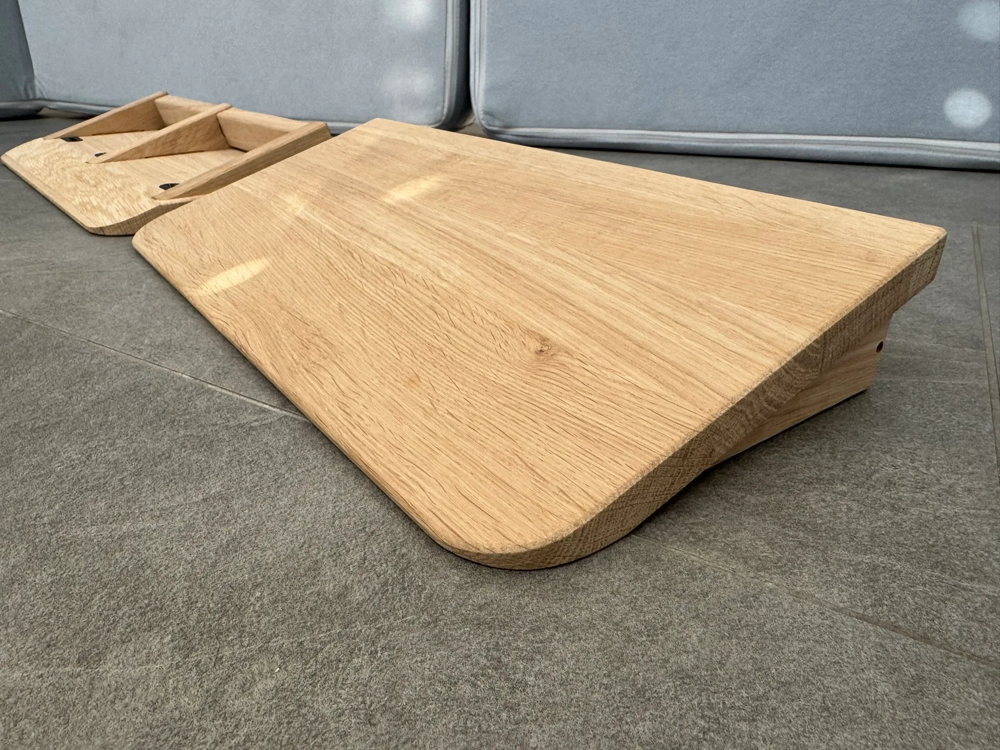 Rollstuhlrampe aus Eiche Massivholz als Stufenrampe - barrierefrei bis 20 cm